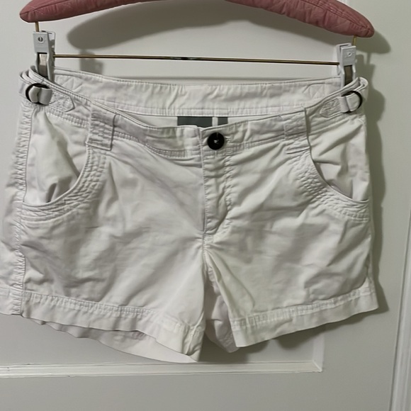 Athleta white shorts size 4 - Picture 7 of 9